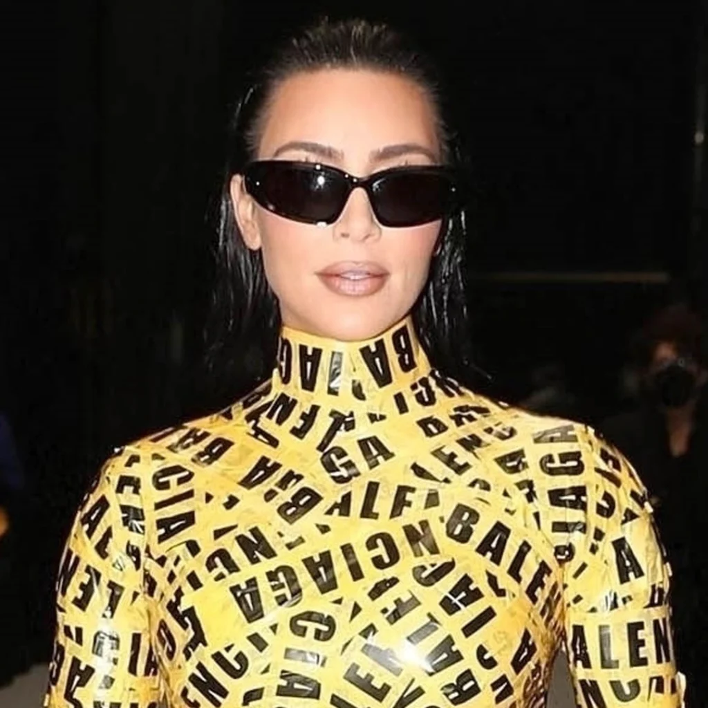 Kim Kardashian Is the Total Package at Balenciaga Show in Paris