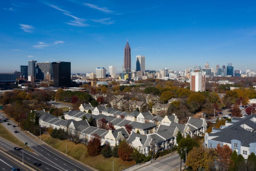 Phoenix, Atlanta Inflation Tops 10% Amid Hot Housing Markets