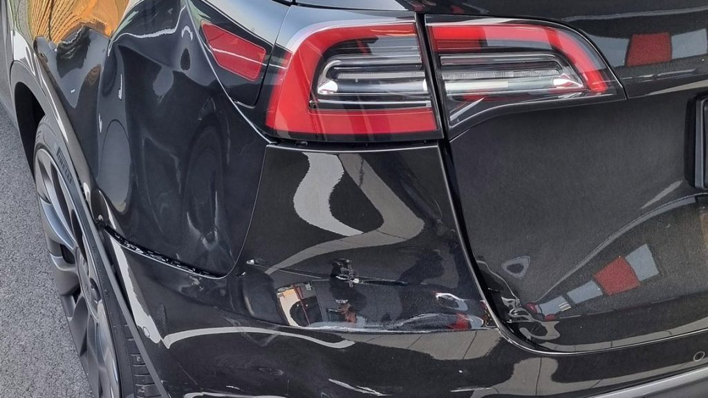 First Giga Berlin Tesla Model Y gets into an accident, now has to wait several weeks for a bumper job