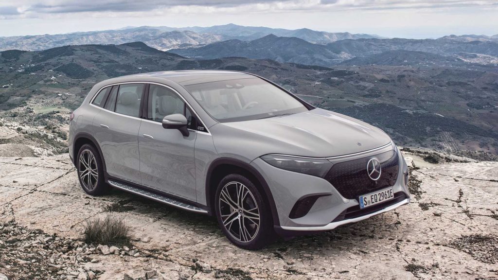 Mercedes unveils the electric EQS SUV with a 108 kWh battery and up to 536 horsepower