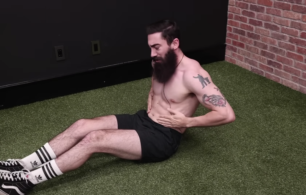 30 Days of the ‘Baby Monkey’ Workout Shredded This Guy’s Abs
