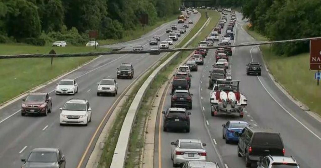 Drivers hit the road for Memorial Day weekend despite high gas prices