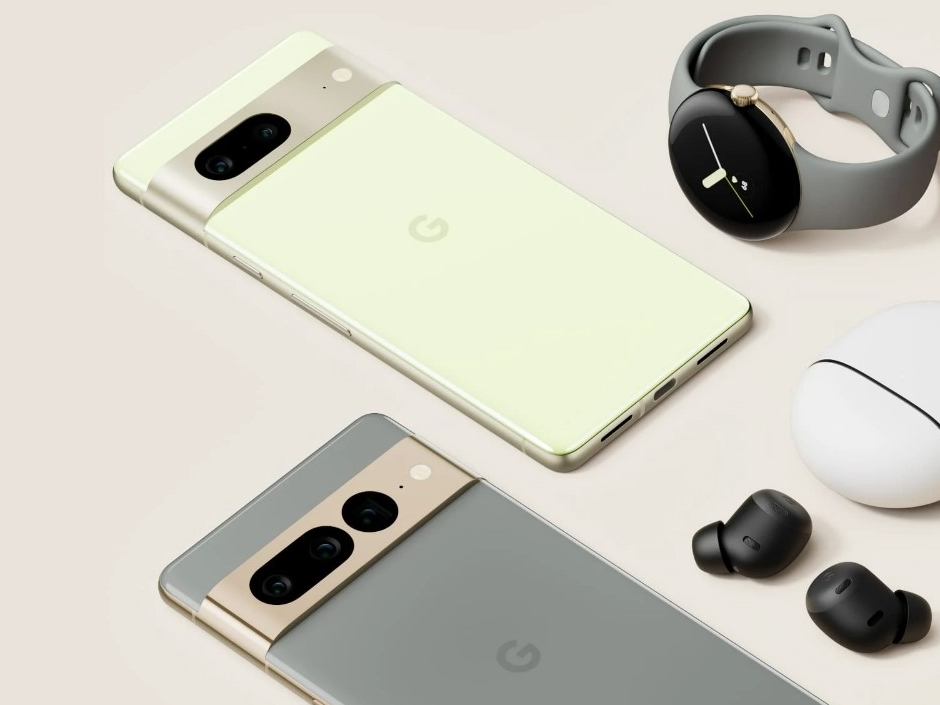 Leaked Pixel 7 and Pixel 7 Pro specs suggest that Google’s upcoming flagships won’t get a major display upgrade