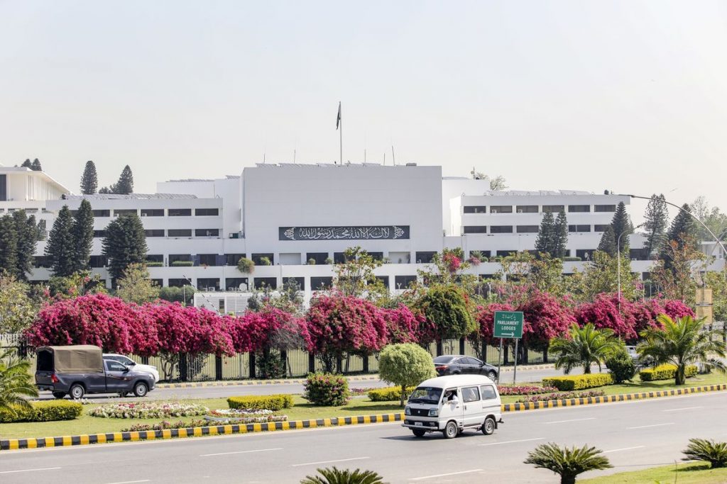Pakistan Says It’s Shut Out of Bond Markets With IMF Only Resort