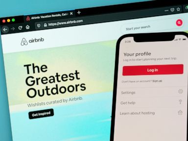 Airbnb posts much smaller Q1 loss, revenue doubles from 2021