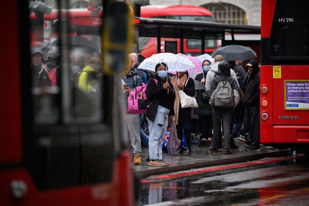 Tube Strike Blights Return from Jubilee Break: The London Rush