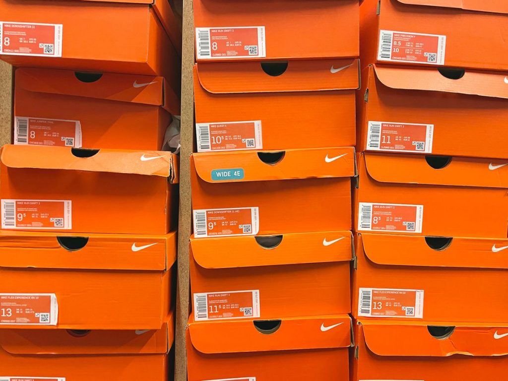 ByteDance Said to Weigh Sale of Stake in Sneaker Reseller Poizon
