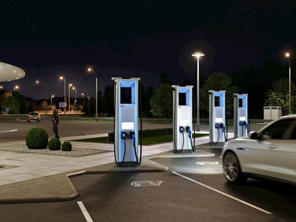 ABB Postpones $750 Million Electric-Mobility IPO on Market Rout