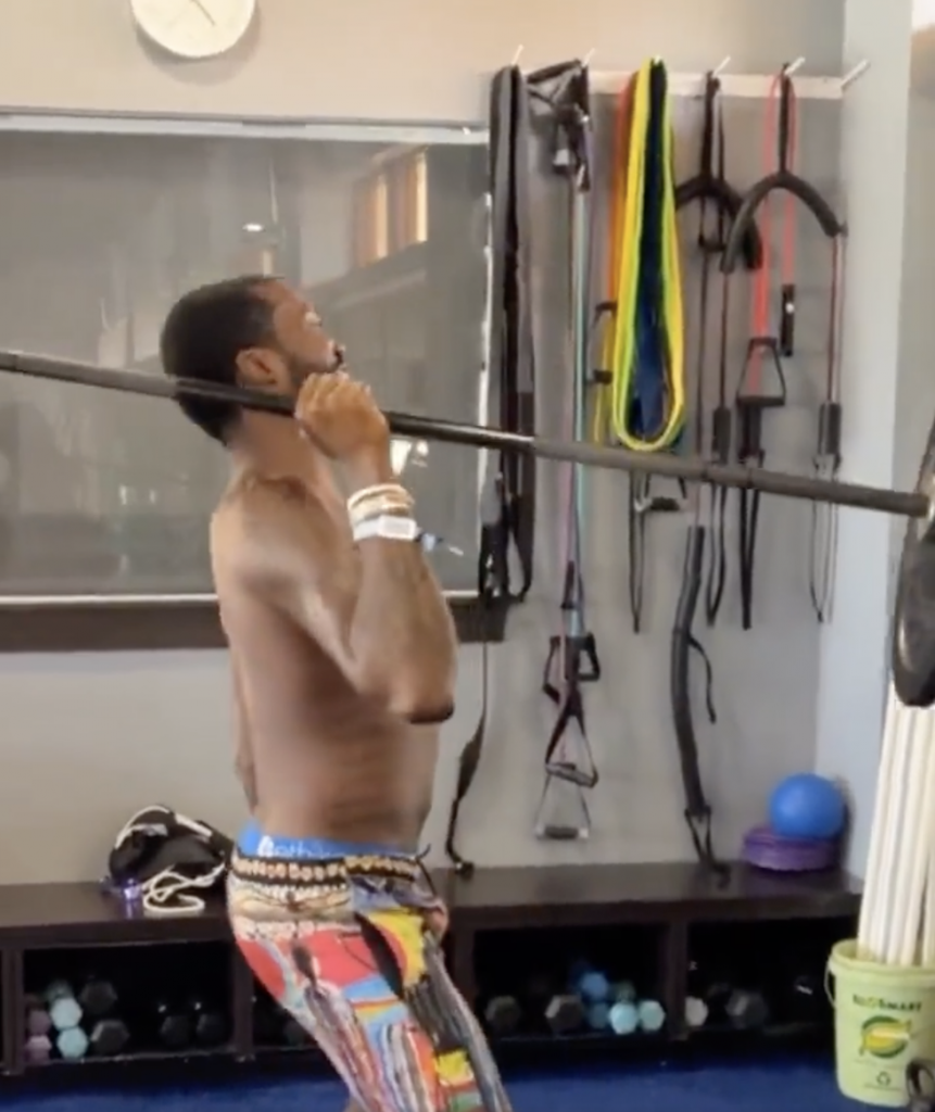 Meek Mill’s Questionable Lifting Technique Has Got Fans Worried About His Back