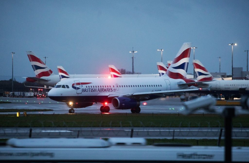 Residents Say Delayed Late Night Heathrow Flights Make Sleep ‘Impossible’
