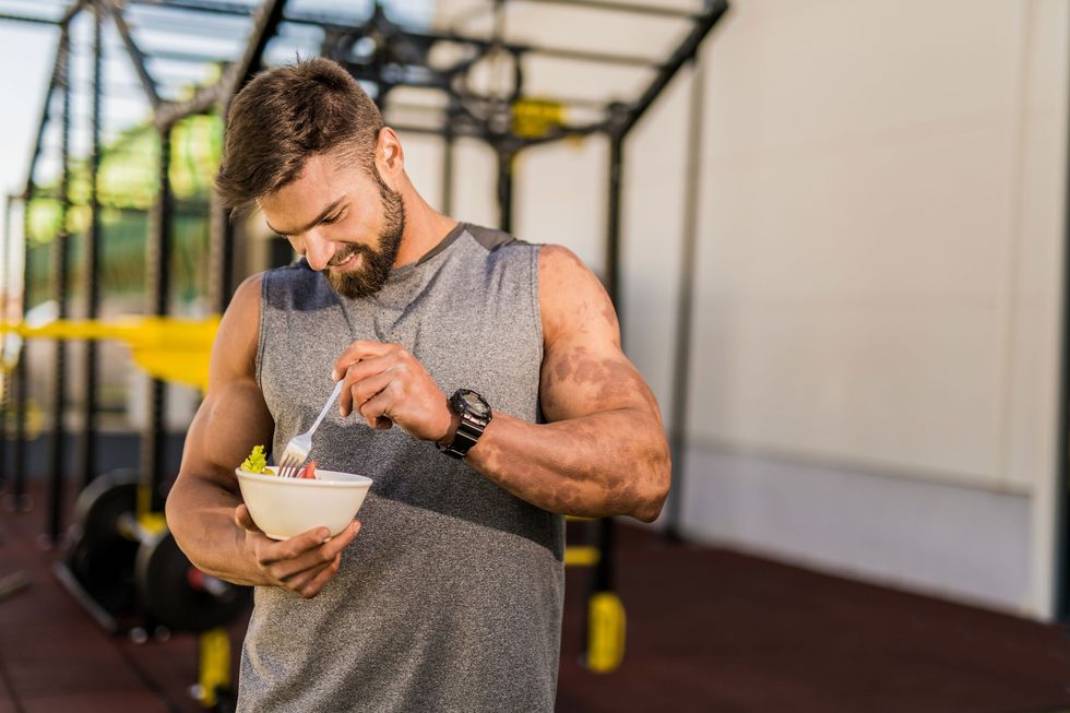 The Best Pre-Workout Snacks to Keep Going at the Gym