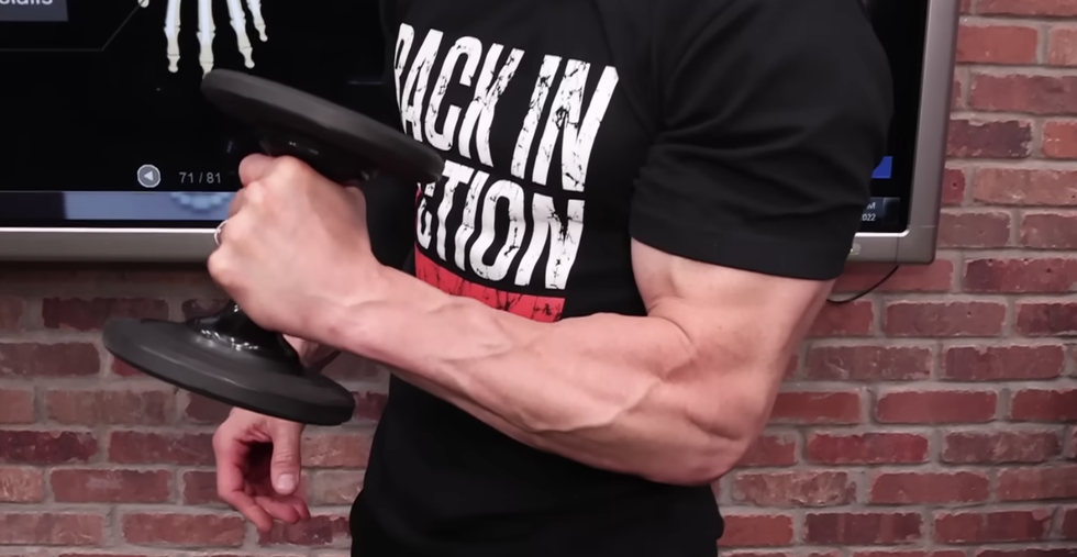 A Strength Coach Shared His Best Advice for Growing Your Forearms