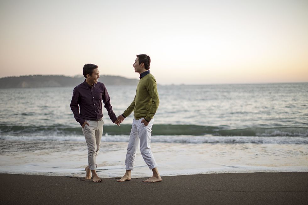 Sexplain It: I’m Traveling to See an Old Friend…and I Think I Might Be in Love With Him