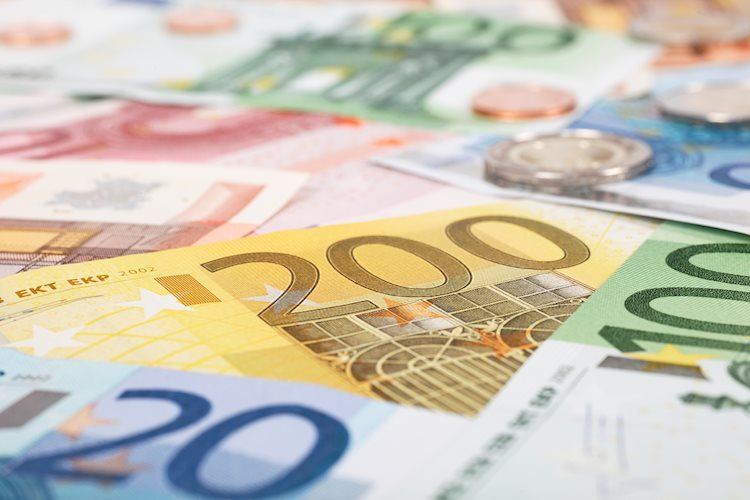 EUR/USD fails to recover 1.0200, looks vulnerable as dollar remains firm