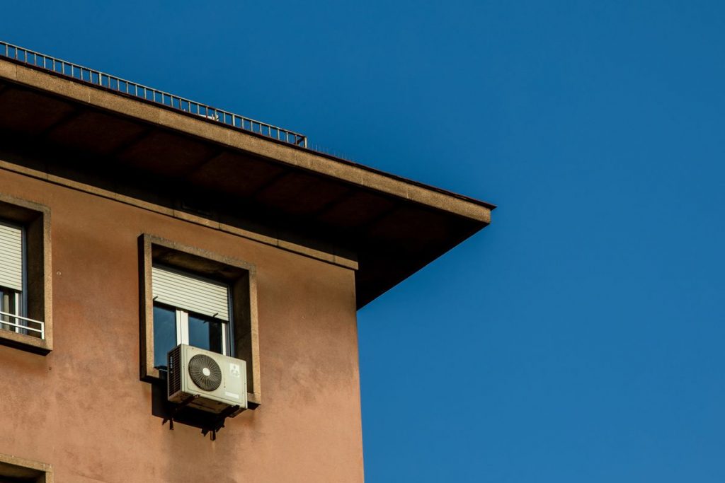 Germany Power Prices Rise to Record as Europe Heat Wave Approaching