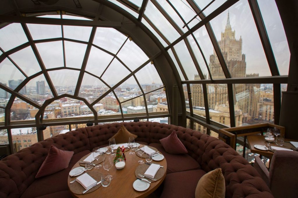 Banks Offer to Facilitate Russian Bond Trades, Reuters Reports