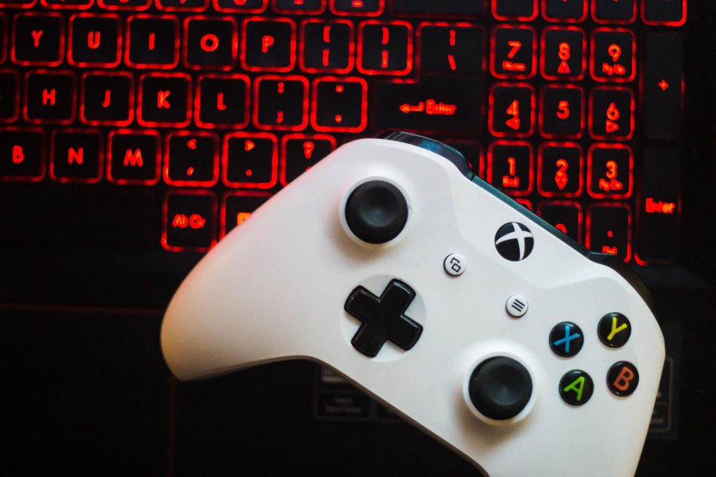 Hey PC gamers: It’s okay to play with a controller