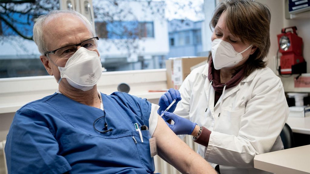 Are Doctors Getting Their COVID Boosters?