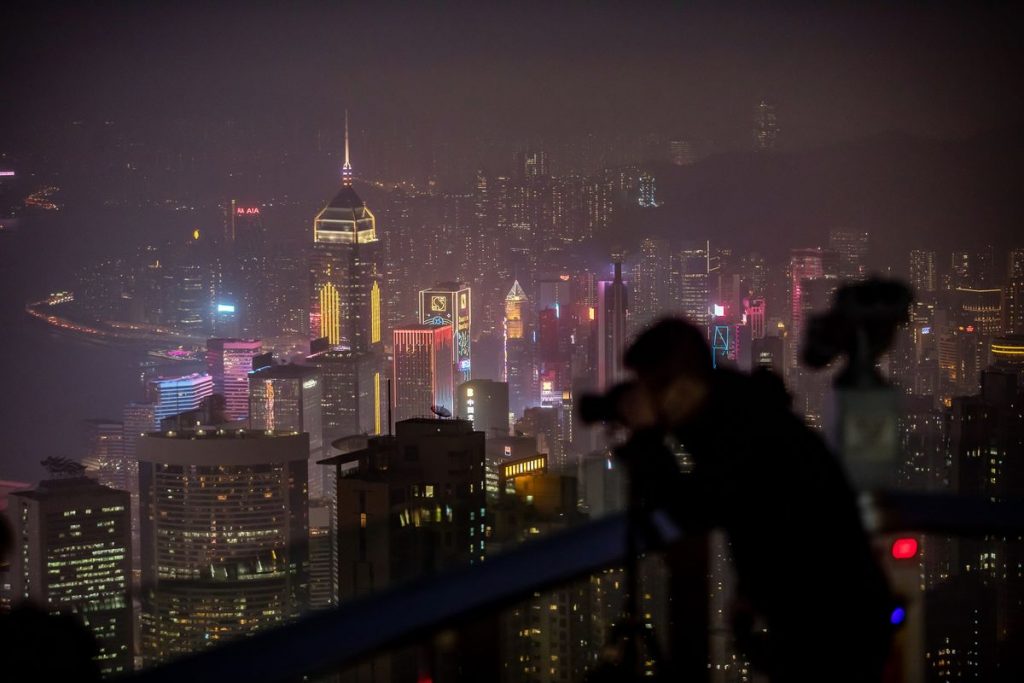 Hong Kong Wins Banker Commitments to Push Ahead With Summit
