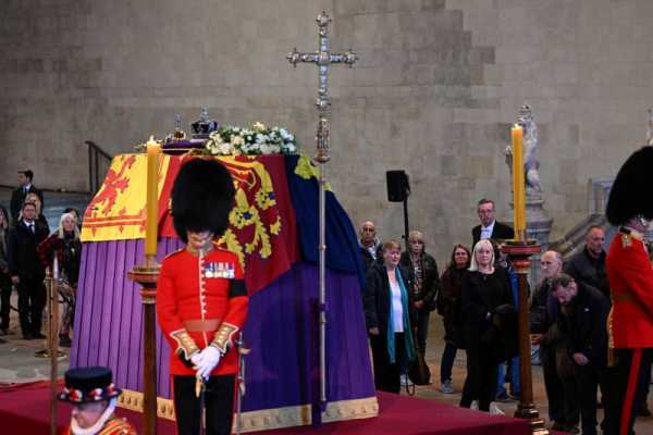 Biden pays respects to ‘honourable’ Queen Elizabeth before funeral