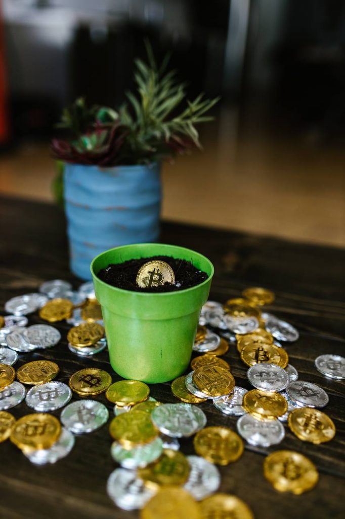 4 Features of Blockchain That Support Sustainability Efforts