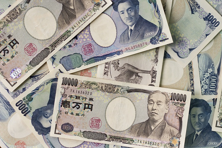 Japan’s Suzuki: Will respond appropriately to excess FX moves