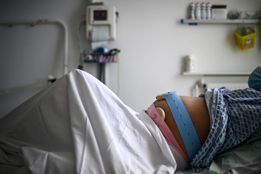 Pregnancy-related deaths have spiked nearly 80% since 2018. COVID is partly responsible 