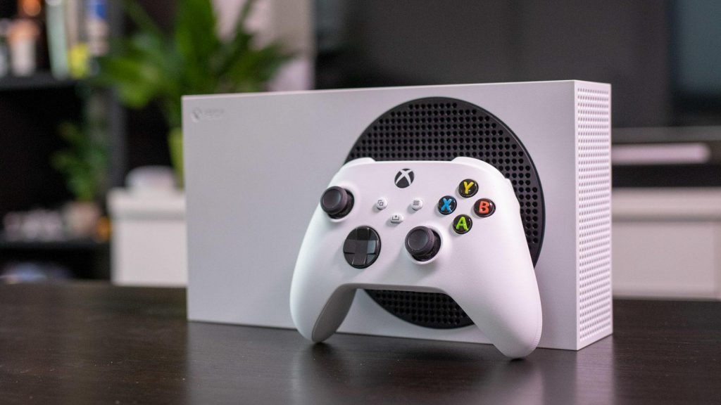 Save $60 off the Xbox Series S and get a $40 Amazon gift card too
