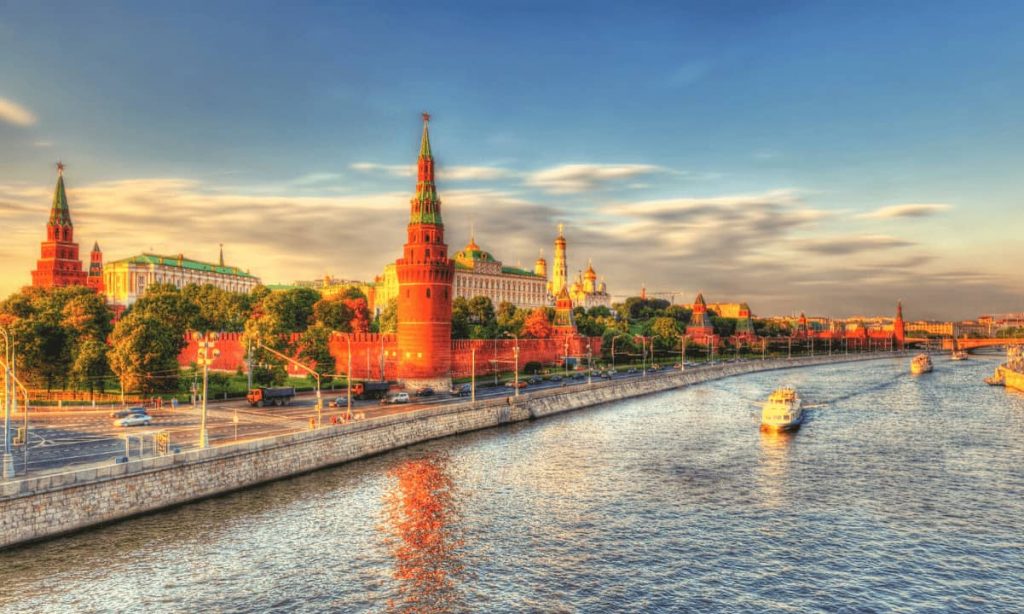 Sales of Bitcoin Mining Rigs in Russia Surge in Q4: Report