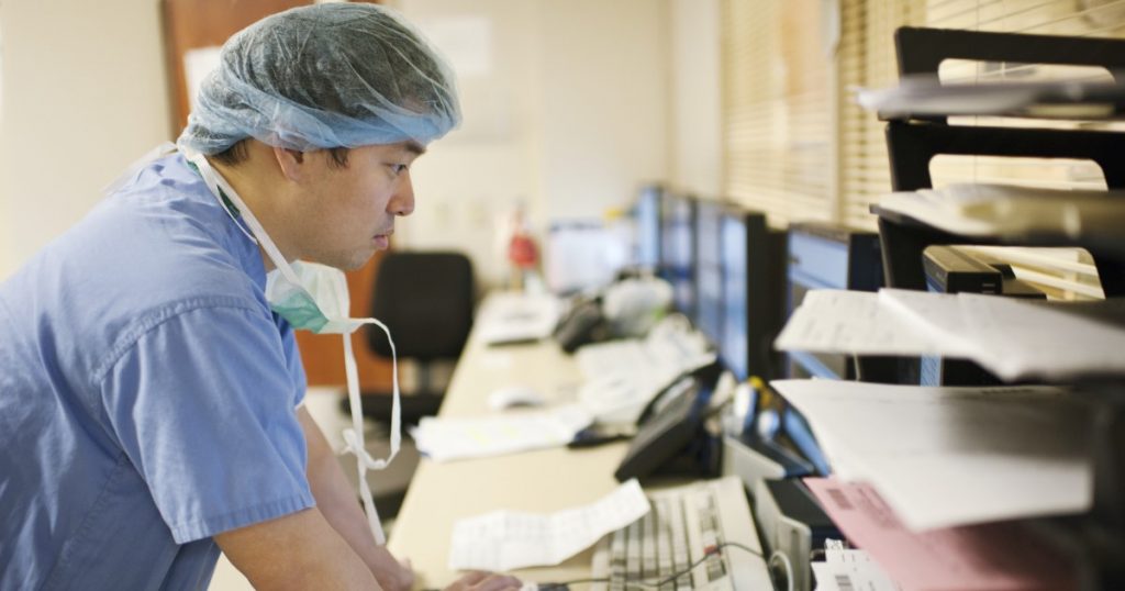 Looking ahead to 2023: AI, machine learning, RTLS and robotic process automation