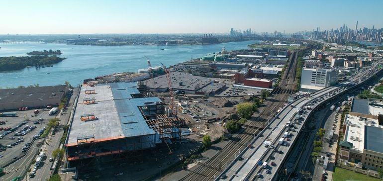 Largest industrial development in NYC tops out