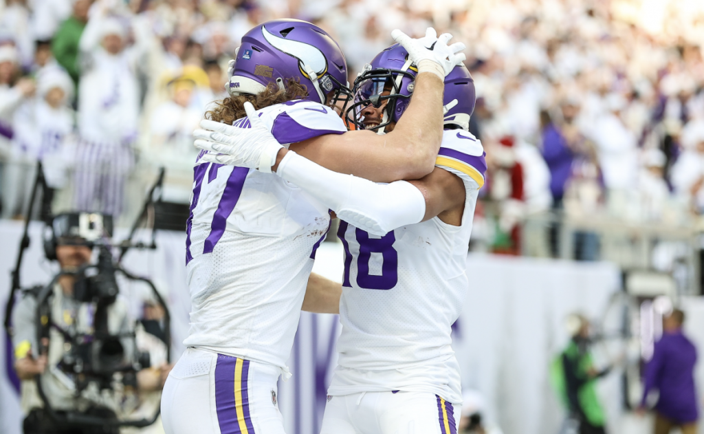 Vikings beat Giants on Greg Joseph’s 61-yard Christmas miracle