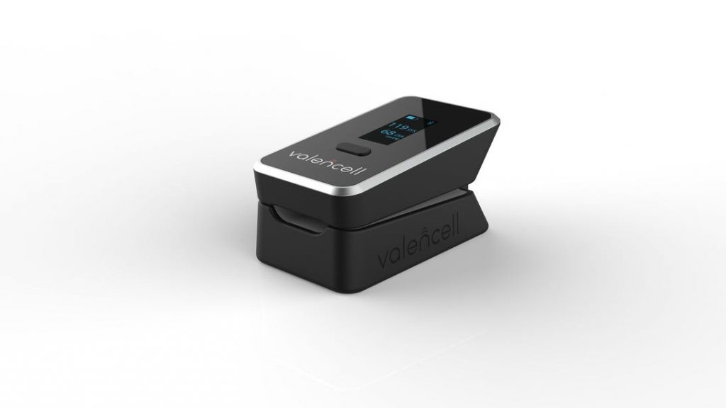 CES 2023 Unveils Calibration-Free, Fingertip Blood Pressure Monitor