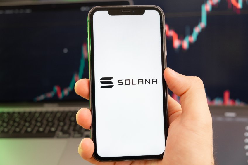 Solana interest grows as price eyes a bullish push after weekly 40% gains