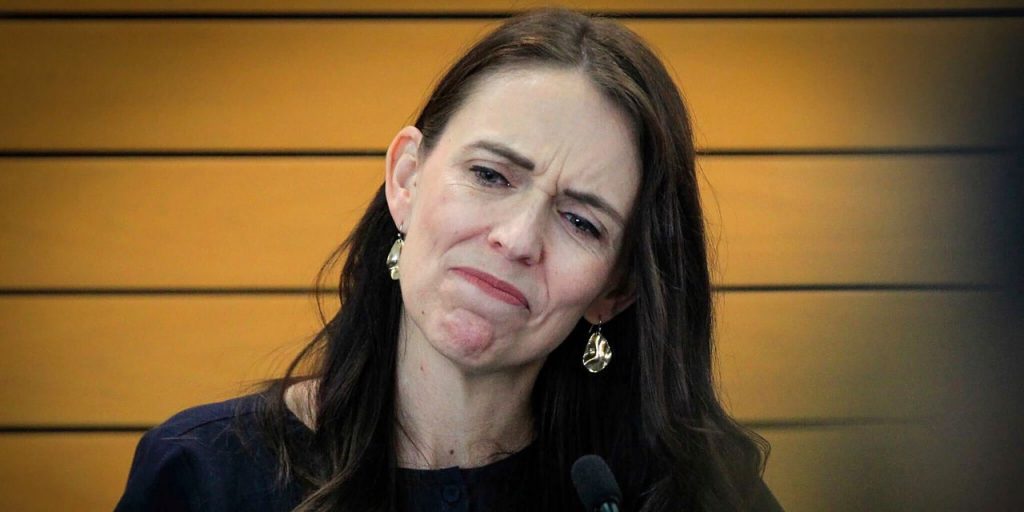 Key Words: New Zealand Prime Minister Jacinda Ardern steps down: ‘I no longer have enough in the tank’