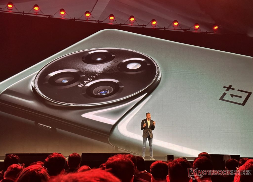 OnePlus 11 launches globally with pre-order bonuses in some markets