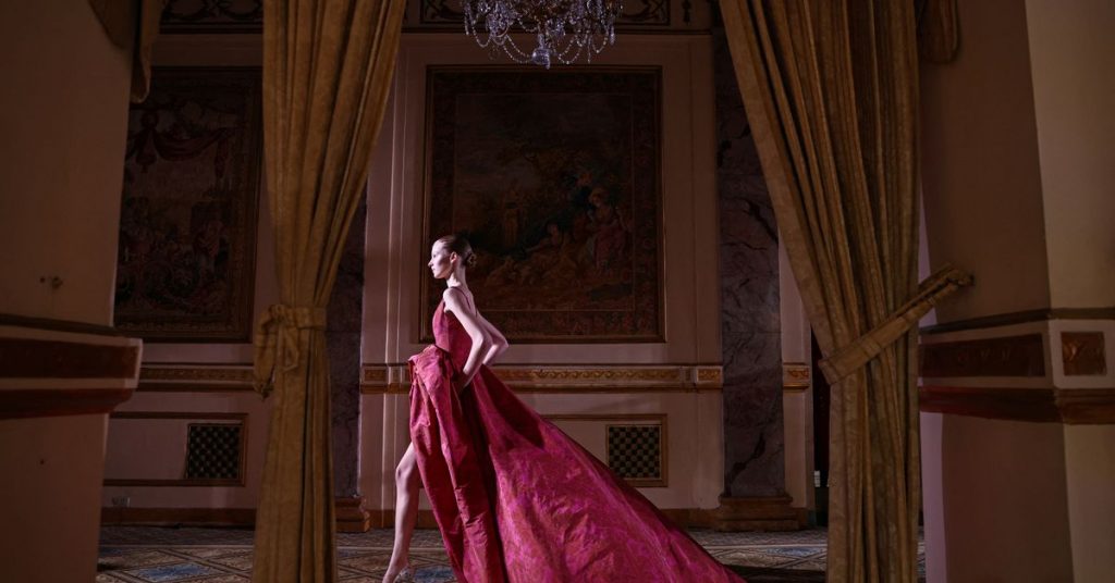 Carolina Herrera blooms opulence for fall at New York Fashion Week