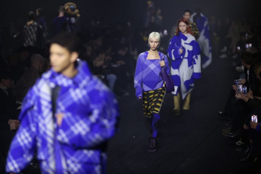 Daniel Lee Unveils First Fashion Show at Burberry Amid Revamp