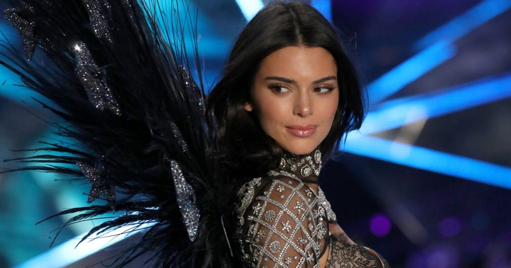 What to Expect When the Victoria’s Secret Fashion Show Officially Returns