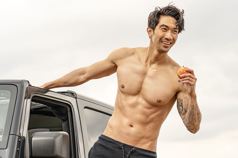 How Celebrity Chef Ronnie Woo Lives Deliciously While Staying Shredded