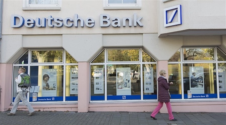 German Crisis? Deutsche Bank Shares Plummet amid Spike in Default Insurance