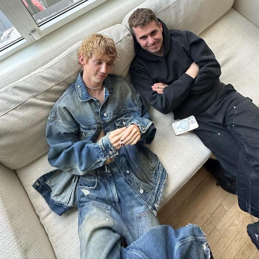 The Best Fashion Instagrams of the Week: Victoria Beckham, Ariana Grande, Katy Perry