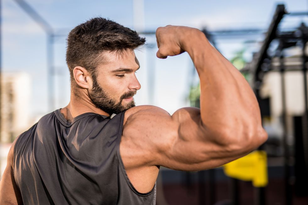 4 Mistakes Keeping You From Big Arm Gains