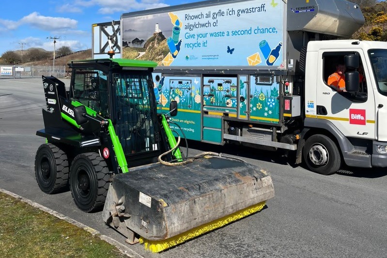 Anglesey Council goes for electric skidsteer loaders