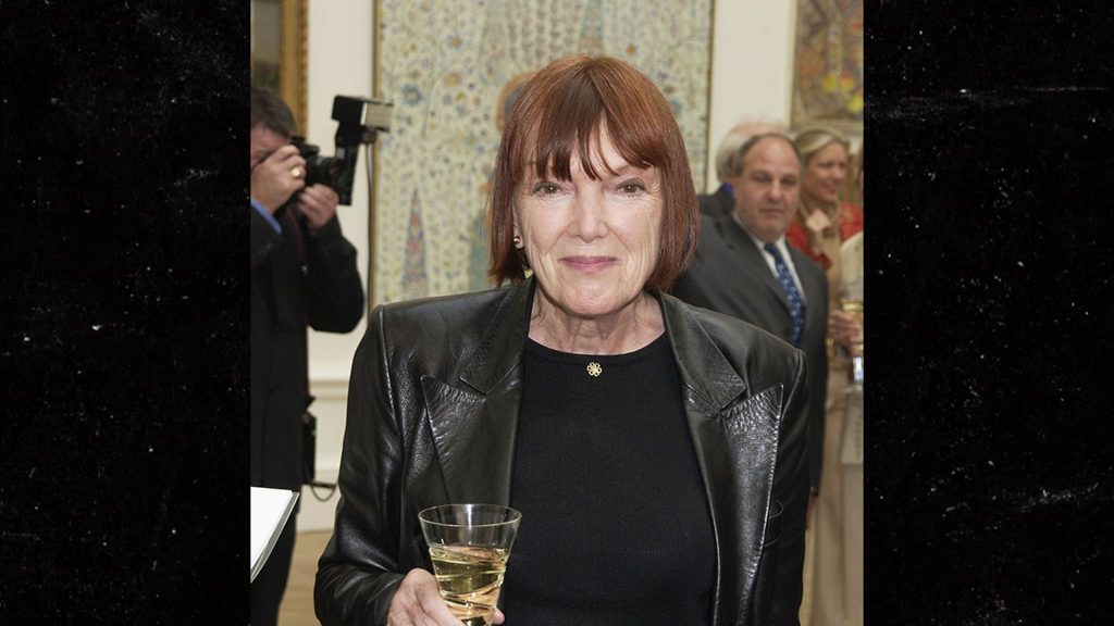 Miniskirt Designer Mary Quant Dead at 93