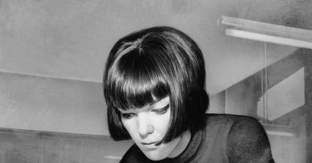 Mary Quant, British Fashion Revolutionary, Dies at 93