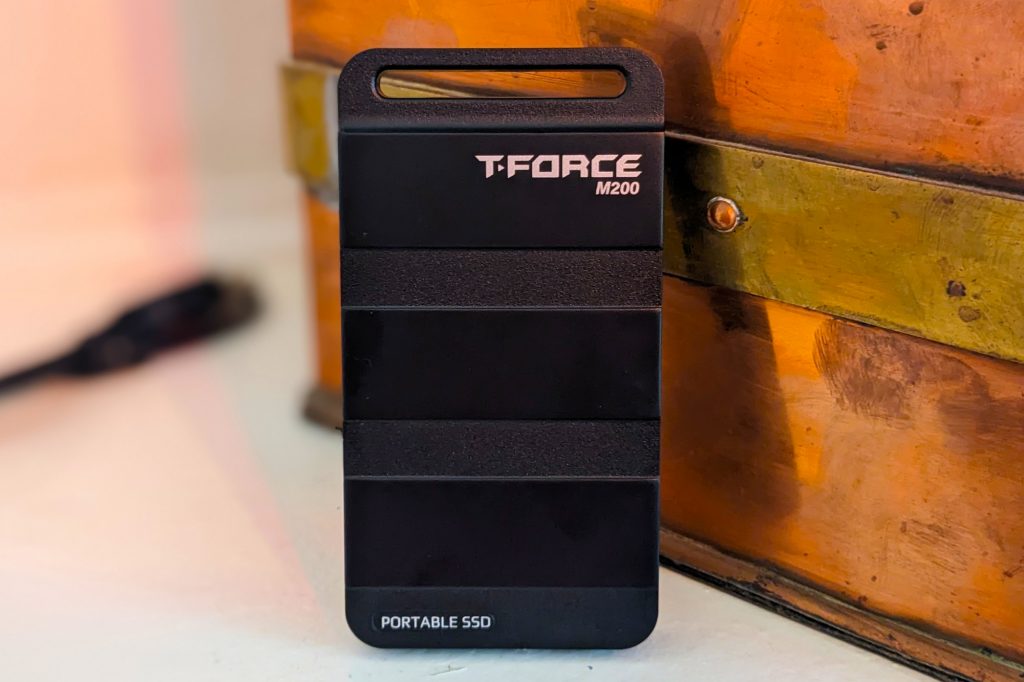 Teamgroup M200 portable SSD review: Fast, stylish, super affordable