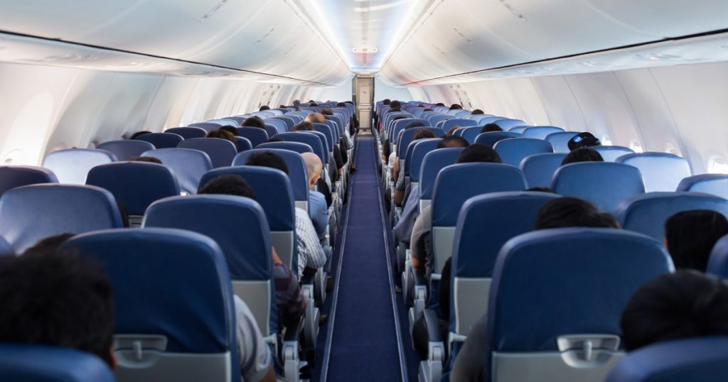 FAA considers requiring EpiPens and Narcan in airline medical kits