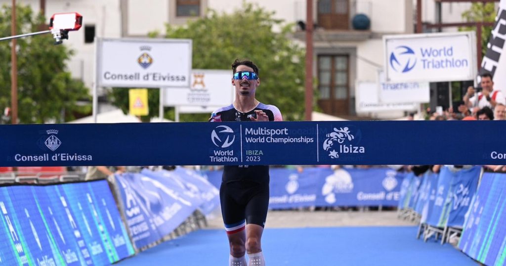 Clement Mignon strikes late to win Long Distance nail-biter in Ibiza