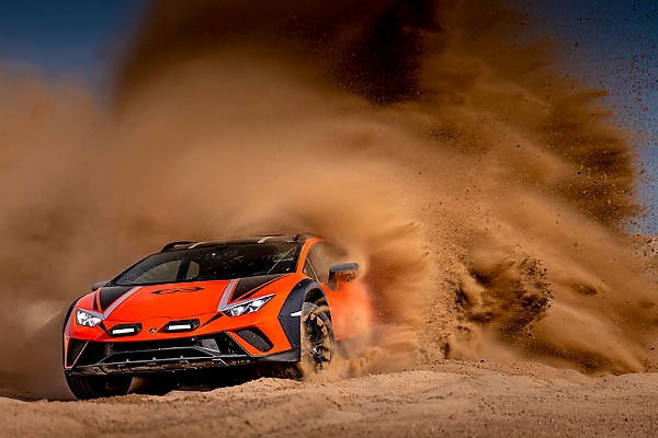 California Drifting : Off-road-ready Lamborghini Huracán Sterrato Doing What Some SUVs Could Only Dream Of